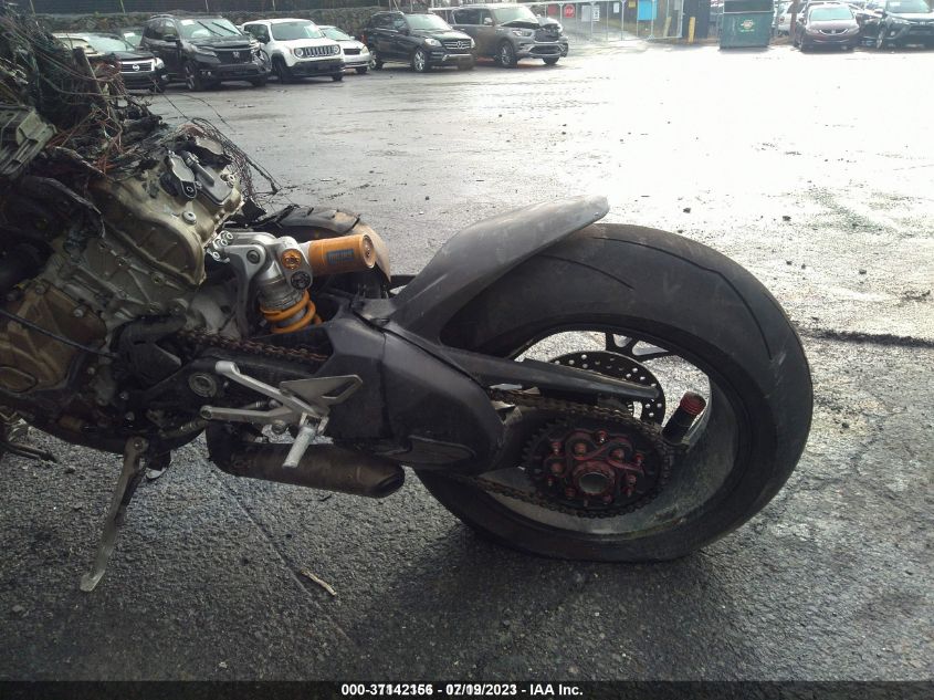2019 DUCATI PANIGALE V4 R - ZDMDAGSW6KB010553