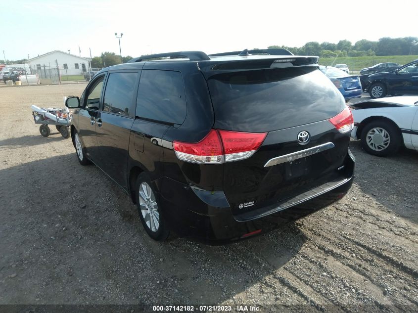 5TDYK3DC4BS172616 2011 TOYOTA SIENNA, photo no. 3