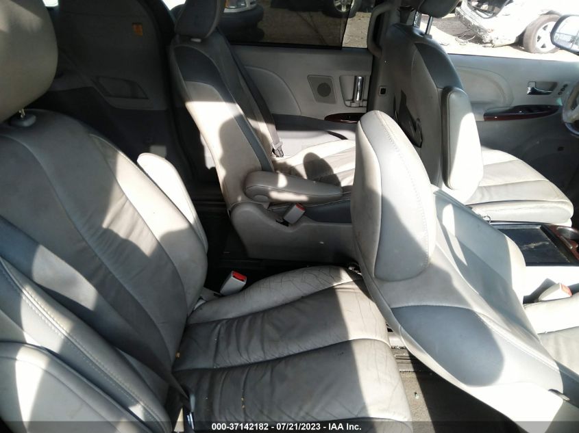 5TDYK3DC4BS172616 2011 TOYOTA SIENNA, photo no. 8