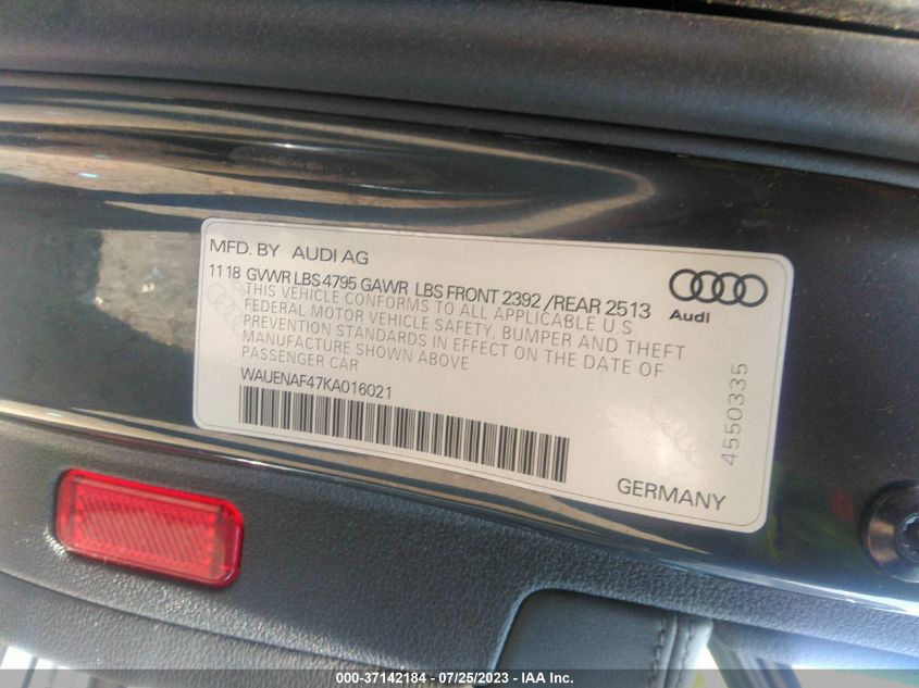 2019 AUDI A4 PREMIUM PLUS - WAUENAF47KA016021