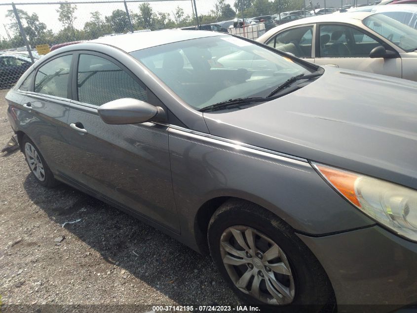 2013 HYUNDAI SONATA GLS PZEV - 5NPEB4AC1DH605122