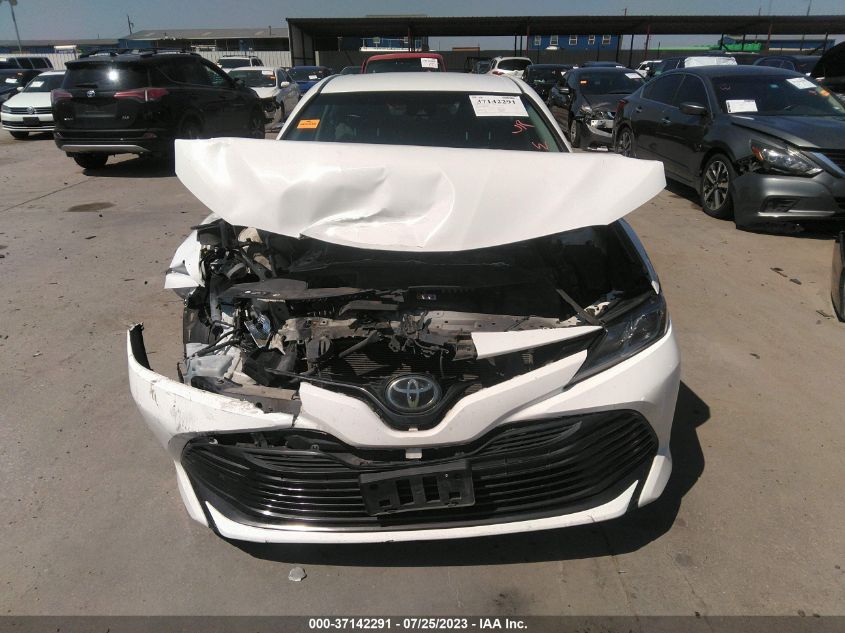 2018 TOYOTA CAMRY LE/SE/XLE/L - 4T1B11HK1JU585176