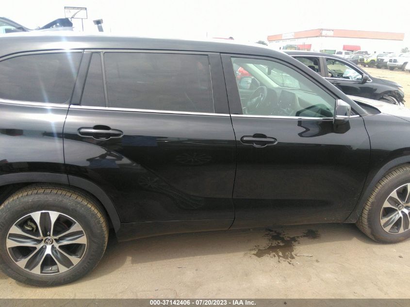 2021 TOYOTA HIGHLANDER XLE - 5TDGZRAH3MS515977