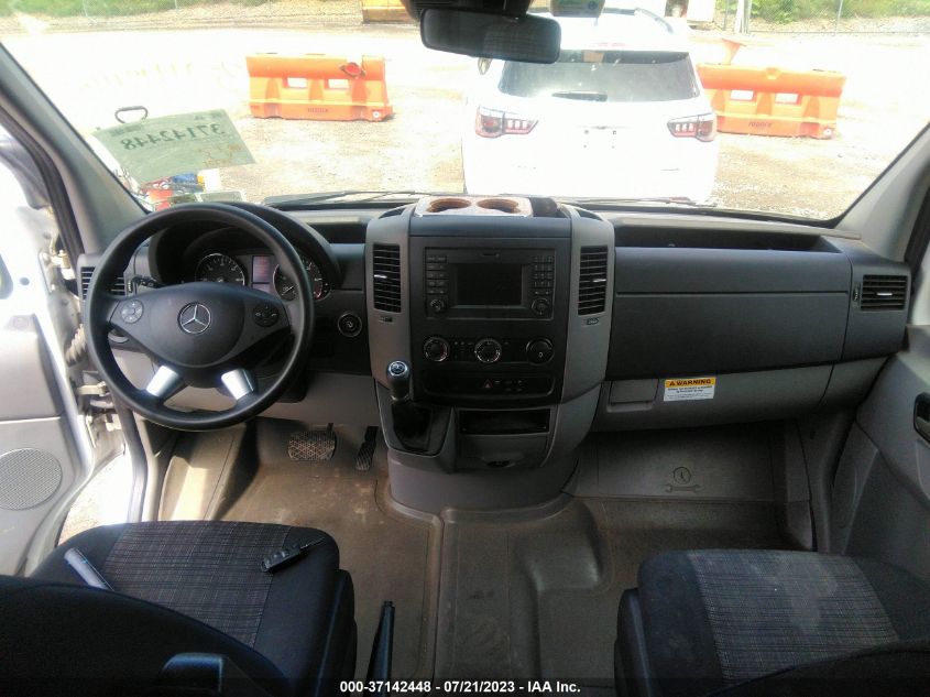 2014 MERCEDES-BENZ SPRINTER CARGO VANS WD3PE7CC0E5941659
