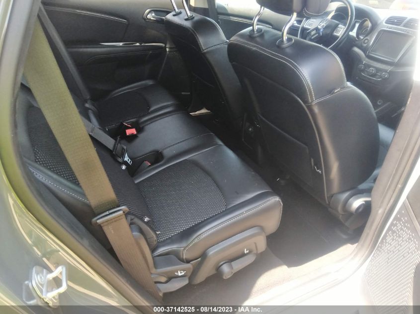 2020 DODGE JOURNEY CROSSROAD - 3C4PDCGB2LT267420