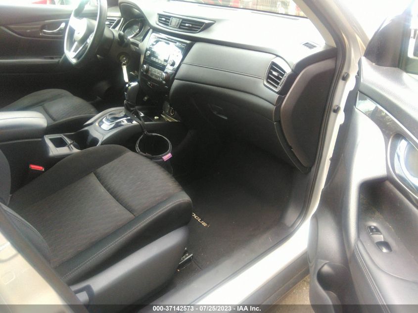 2017 NISSAN ROGUE S - KNMAT2MT6HP520170