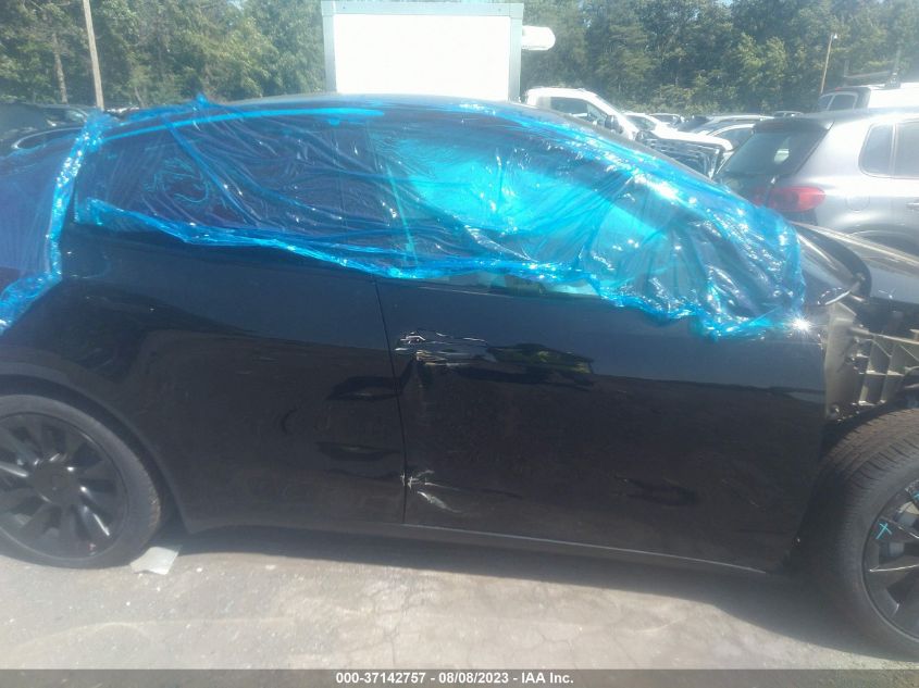 2023 TESLA MODEL Y LONG RANGE - 7SAYGDEE6PA128023