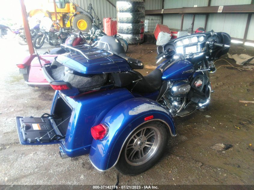 2017 HARLEY-DAVIDSON FLHTCUTG TRI GLIDE ULTRA 1HD1MAD10HB859928