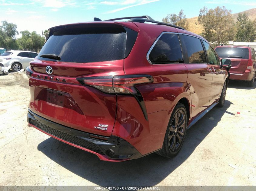 2021 TOYOTA SIENNA XSE - 5TDDRKECXMS021981