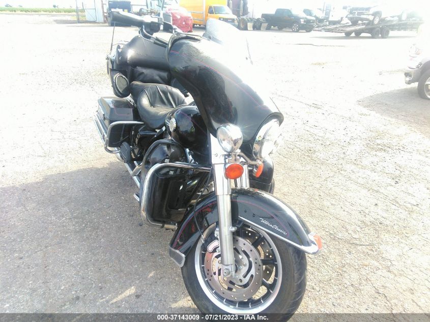 2007 HARLEY-DAVIDSON FLHTCUI - 1HD1FC4167Y669021