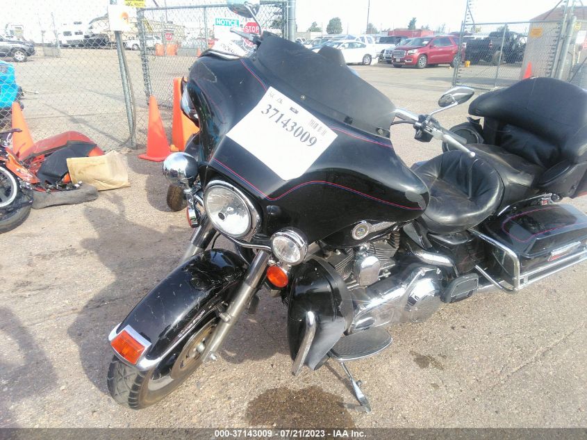 2007 HARLEY-DAVIDSON FLHTCUI - 1HD1FC4167Y669021