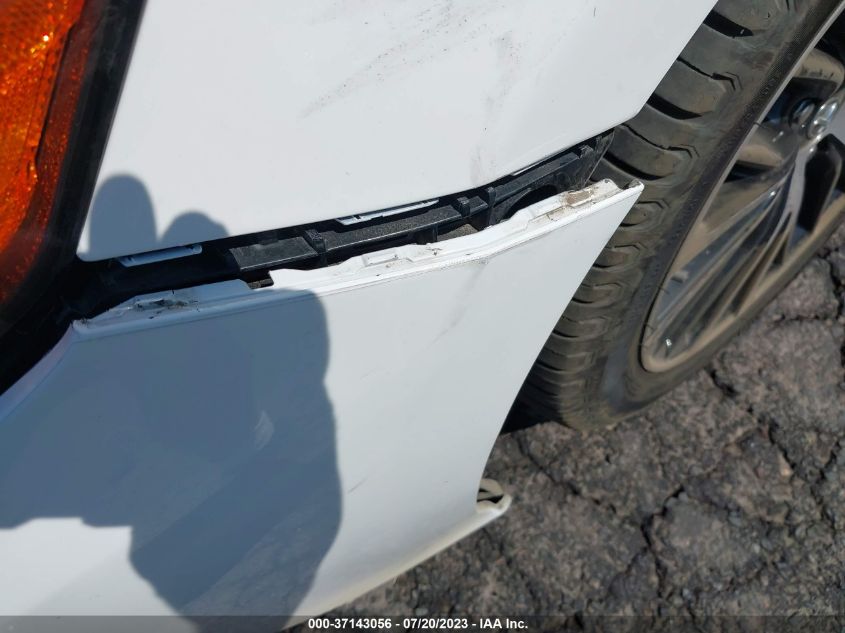 2018 TOYOTA CAMRY LE/SE/XLE/L - 4T1B11HK6JU010684