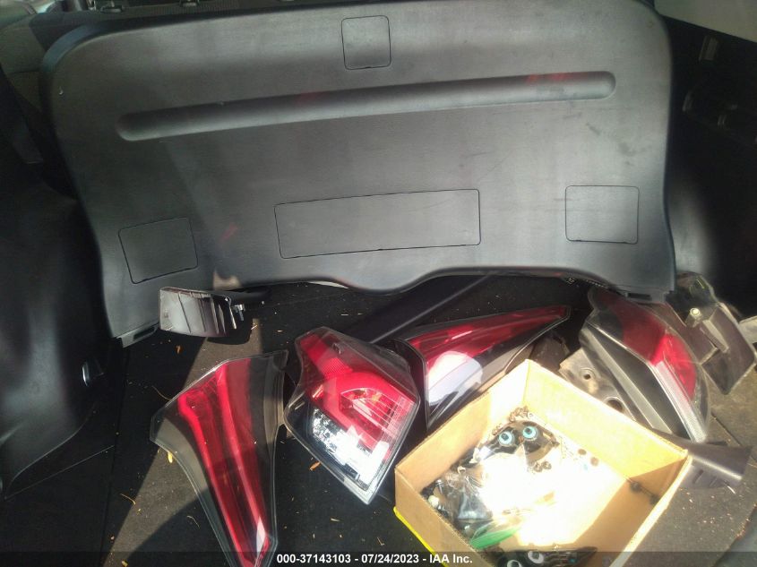 2016 TOYOTA RAV4 XLE - 2T3RFREV8GW450452