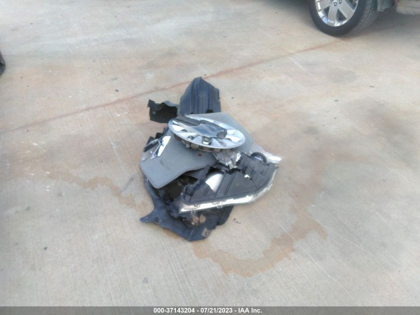 2015 TOYOTA CAMRY XLE/SE/LE/XSE - 4T4BF1FK0FR485264