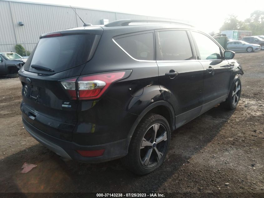 2017 FORD ESCAPE SE - 1FMCU9GD9HUA49423