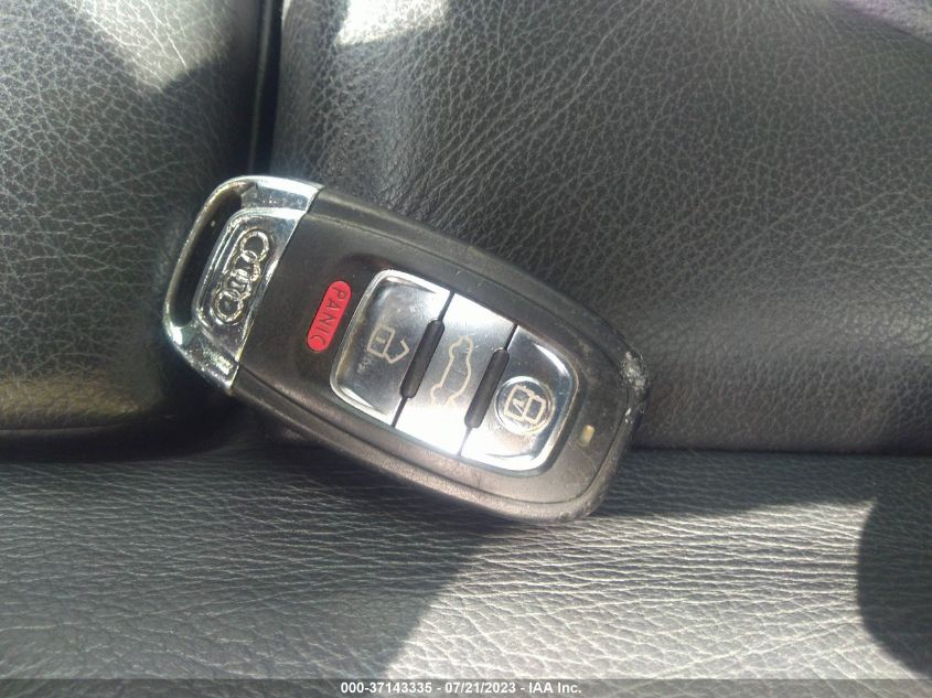 2013 AUDI A4 PREMIUM PLUS - WAUHFAFL2DN020863