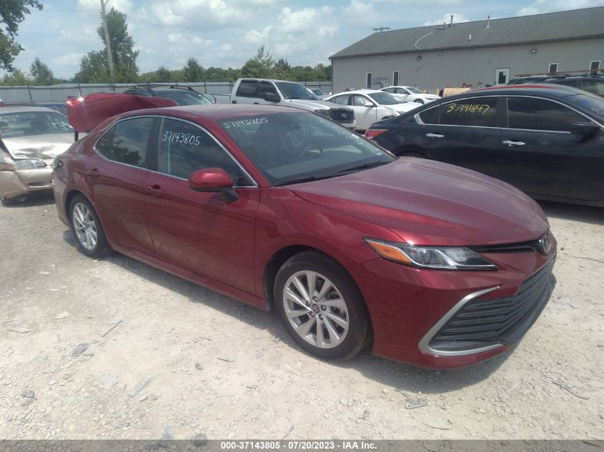 2022 TOYOTA CAMRY LE - 4T1C11AKXNU633410