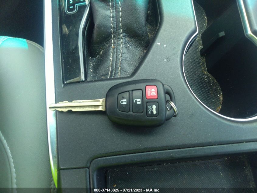 2017 TOYOTA CAMRY XLE/SE/LE/XSE - 4T1BF1FK8HU636171