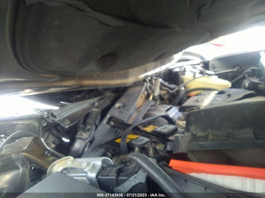 2015 TOYOTA RAV4 XLE - 2T3WFREV8FW156941