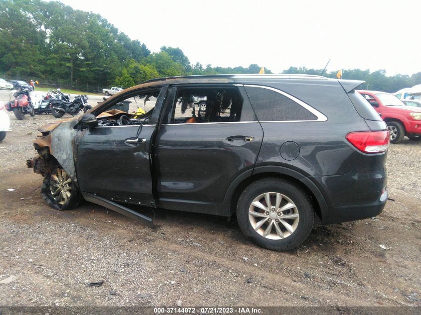 2017 KIA SORENTO LX/L - 5XYPG4A39HG220480