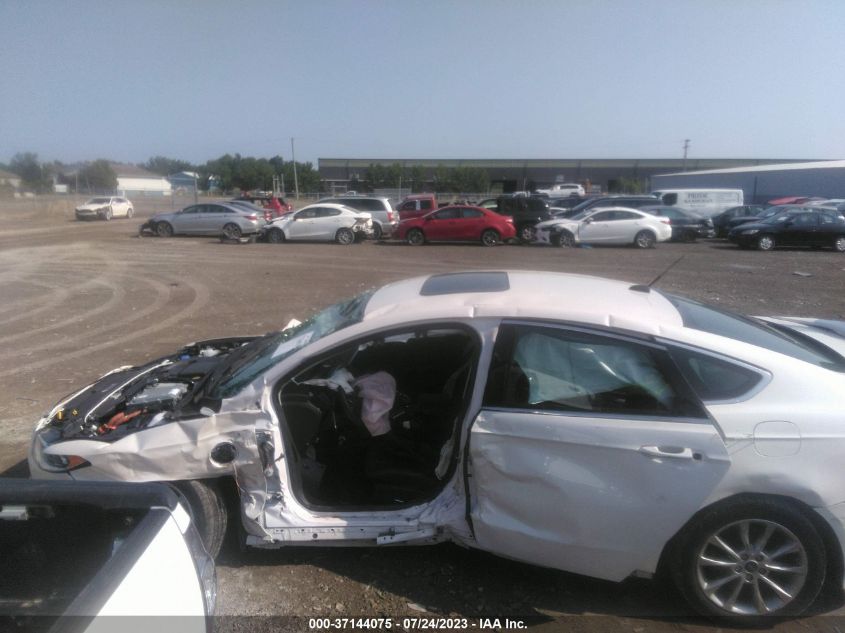 2017 FORD FUSION ENERGI TITANIUM/PLATINUM - 3FA6P0SU9HR190419