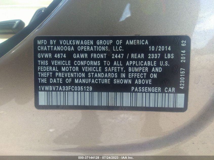2015 VOLKSWAGEN PASSAT SE - 1VWBV7A33FC035129