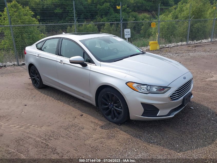 2019 FORD FUSION SE - 3FA6P0T96KR271461