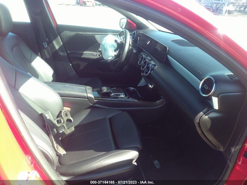 2019 MERCEDES-BENZ A-CLASS A 220 WDD3G4FB7KW022799