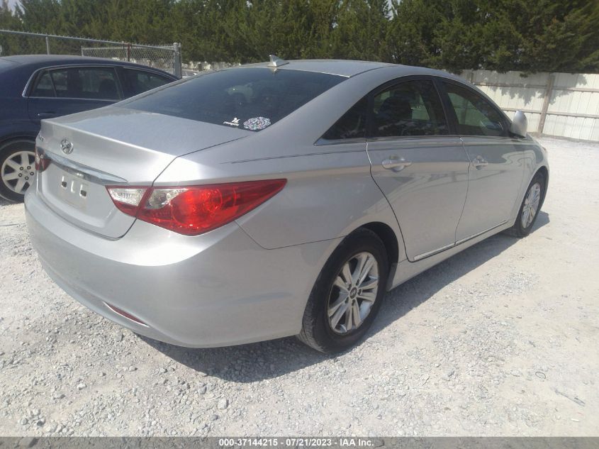 2013 HYUNDAI SONATA GLS - 5NPEB4ACXDH782641