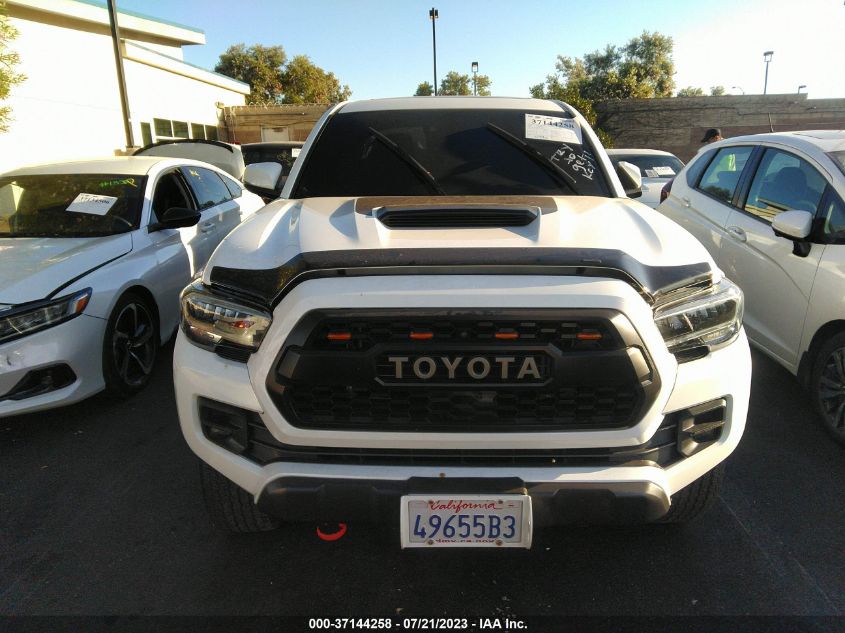 2020 TOYOTA TACOMA 4WD SR5/TRD SPORT - 5TFCZ5AN5LX241400