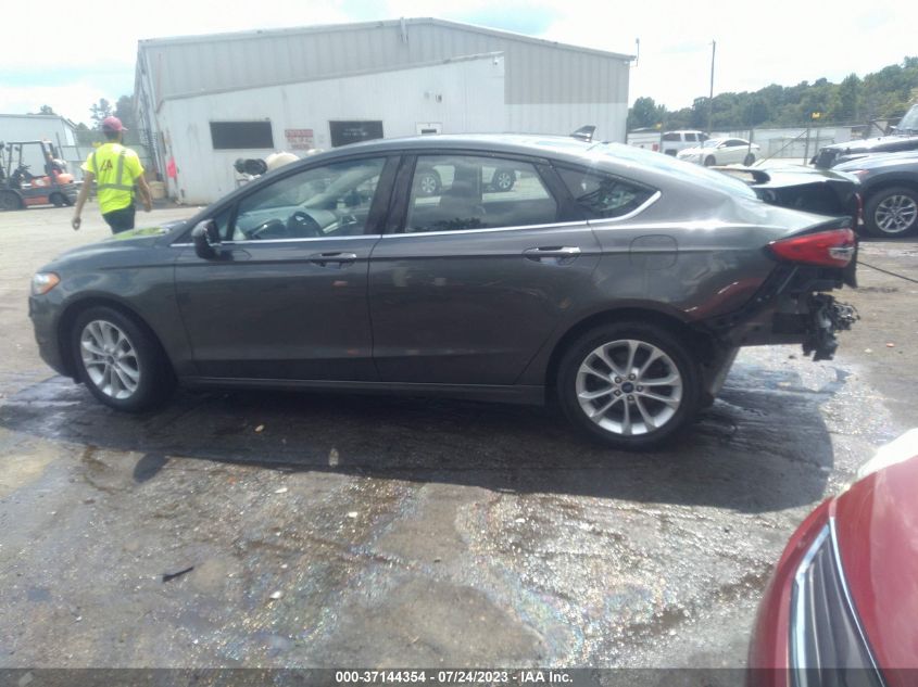 2020 FORD FUSION SE - 3FA6P0HD1LR166289