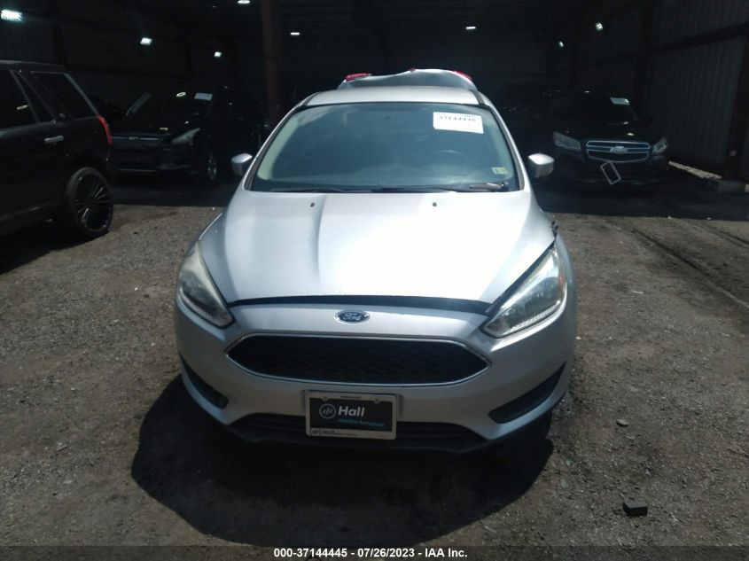 2017 FORD FOCUS SE - 1FADP3F22HL217122