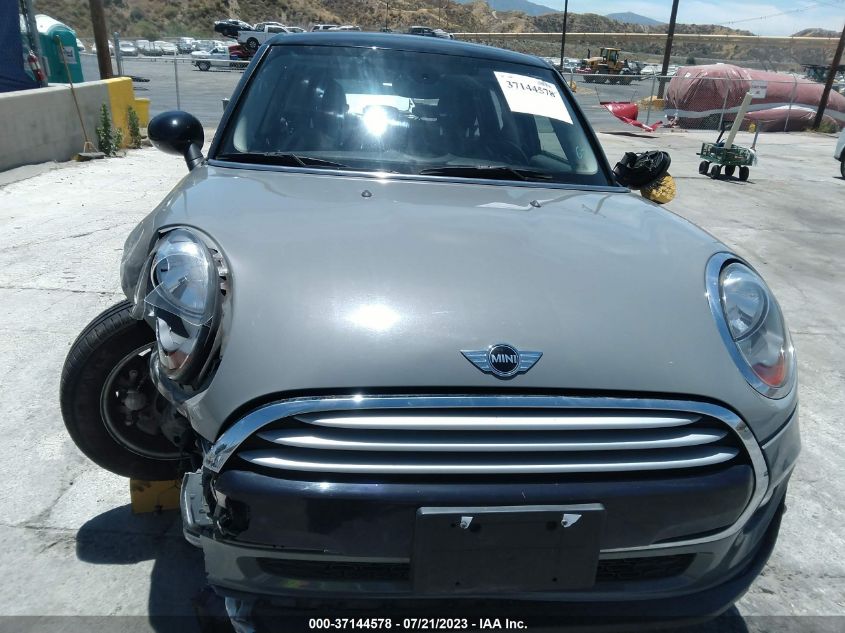 2015 MINI COOPER HARDTOP 4 DOOR WMWXS5C56FT831259