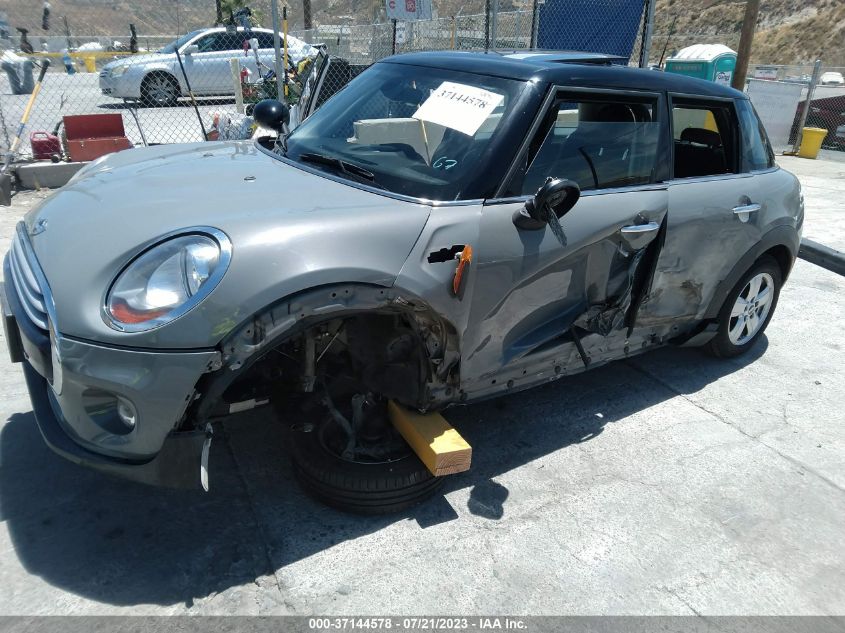 2015 MINI COOPER HARDTOP 4 DOOR WMWXS5C56FT831259