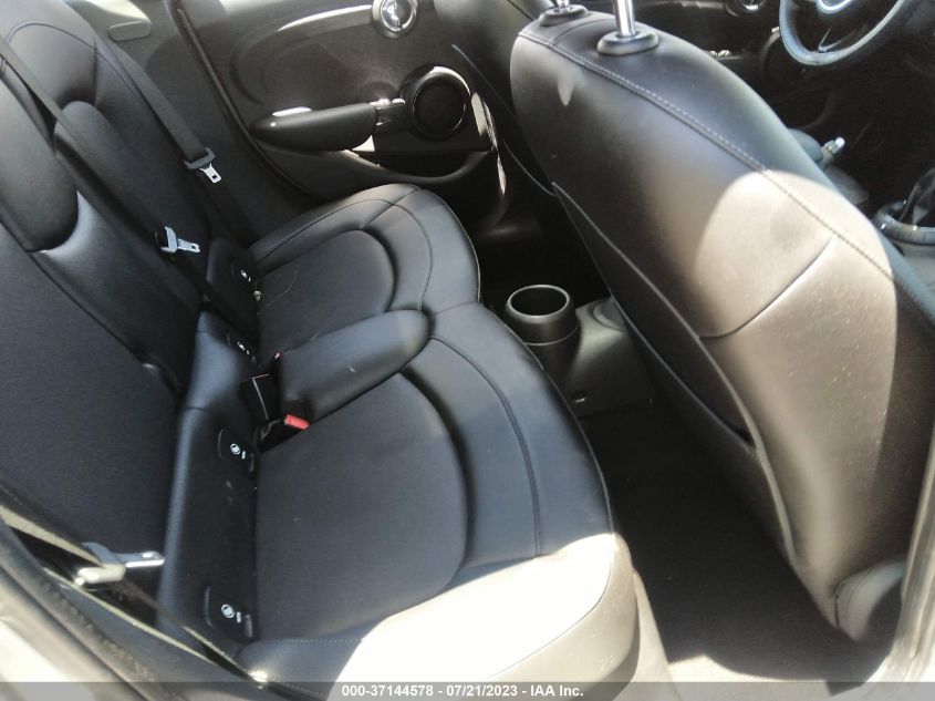 2015 MINI COOPER HARDTOP 4 DOOR WMWXS5C56FT831259