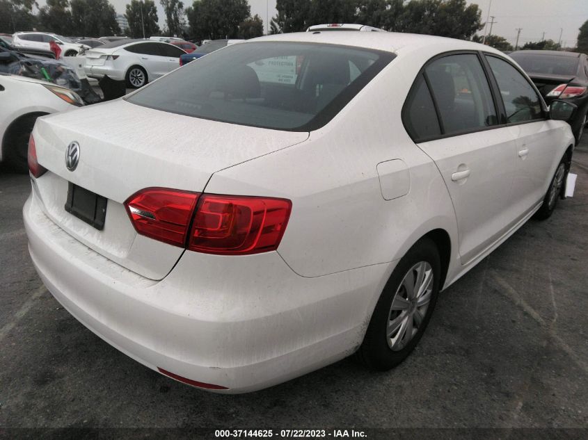 2014 VOLKSWAGEN JETTA SEDAN S - 3VW2K7AJ6EM233806