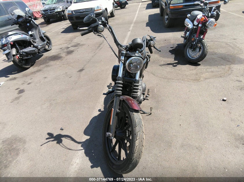 VIN 1HD1LP328JC429094 2018 HARLEY-DAVIDSON XL1200 NS