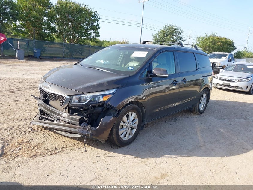 VIN KNDMB5C15J6378259 2018 KIA SEDONA LX