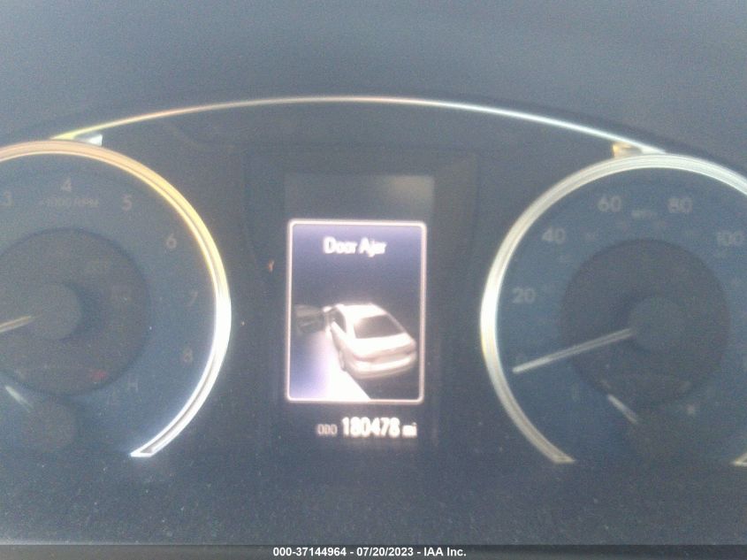 2017 TOYOTA CAMRY XLE/SE/LE/XSE - 4T1BF1FK3HU770974