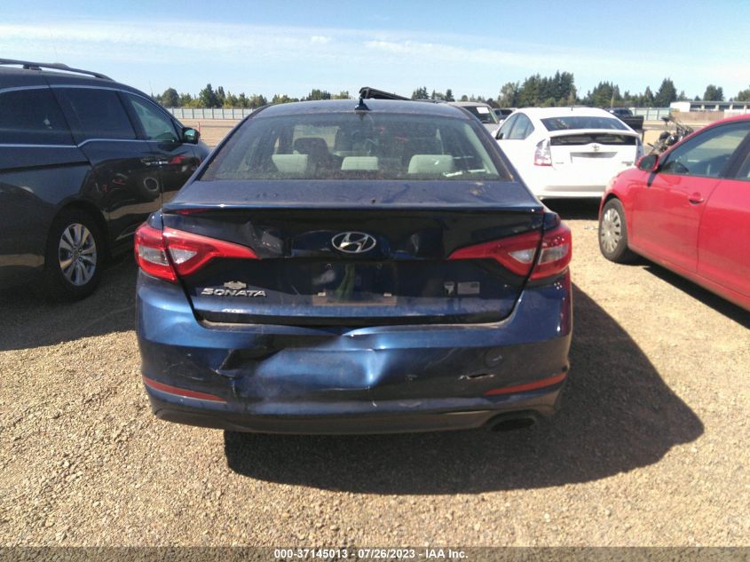 2015 HYUNDAI SONATA 2.4L SE - 5NPE24AFXFH246804