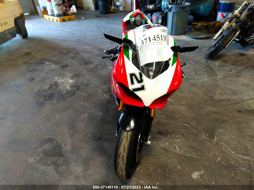 2022 DUCATI PANIGALE V2 ZDMHAATW5NB008309