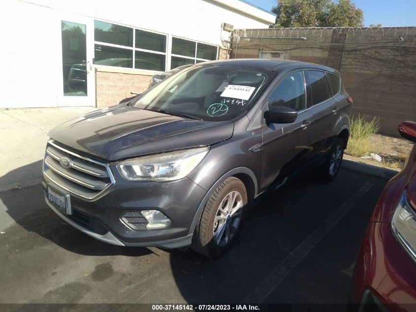 2017 FORD ESCAPE SE - 1FMCU0G96HUB67131