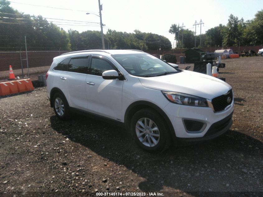 2016 KIA SORENTO LX/L - 5XYPGDA38GG173554