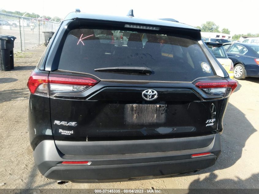 2021 TOYOTA RAV4 XLE - 2T3P1RFV5MW199132