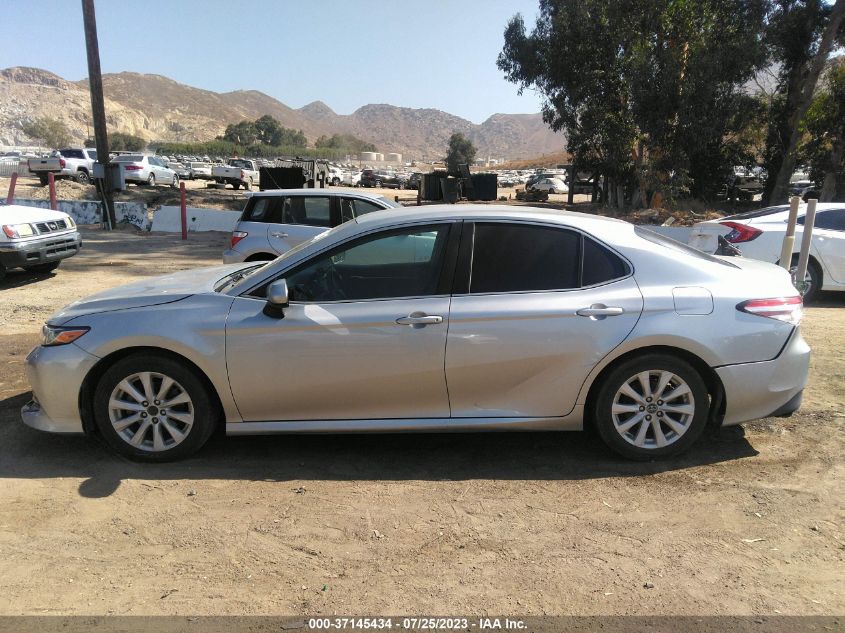 2018 TOYOTA CAMRY LE/SE/XLE/L - 4T1B11HK0JU080116
