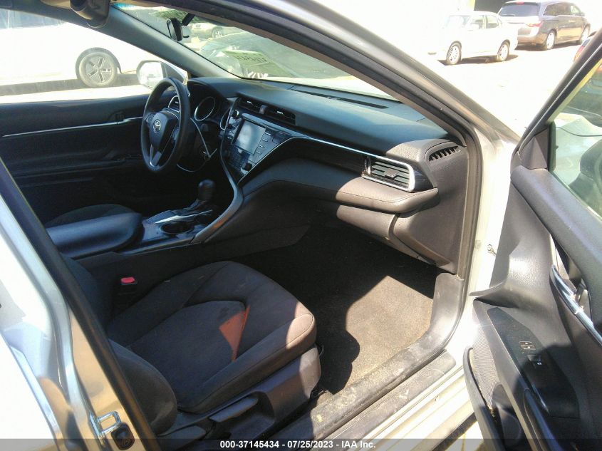 2018 TOYOTA CAMRY LE/SE/XLE/L - 4T1B11HK0JU080116