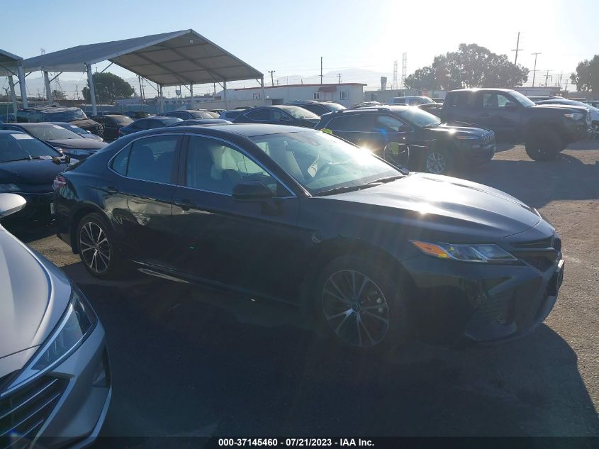 2020 TOYOTA CAMRY SE/SE NIGHT SHADE - 4T1G11AK4LU988622