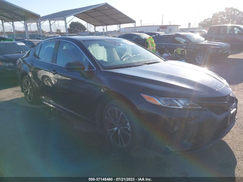 2020 TOYOTA CAMRY SE/SE NIGHT SHADE - 4T1G11AK4LU988622