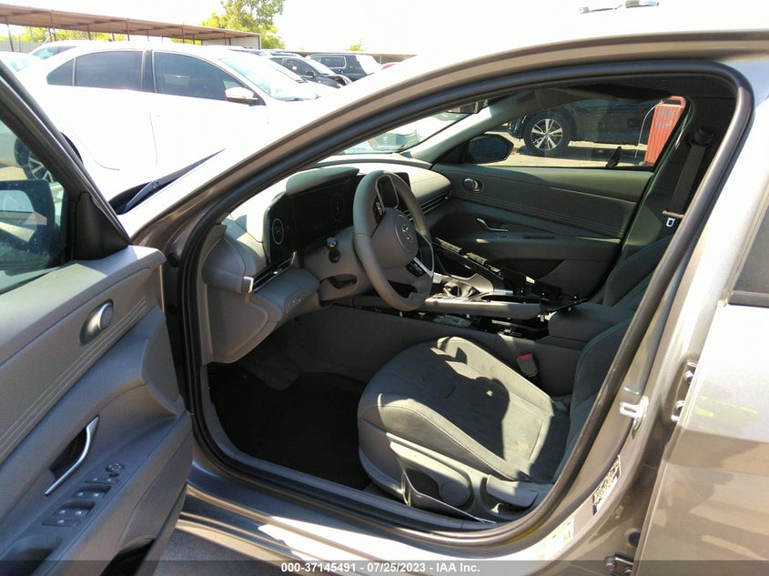 VIN KMHLS4AG3PU502882 2023 HYUNDAI ELANTRA SEL