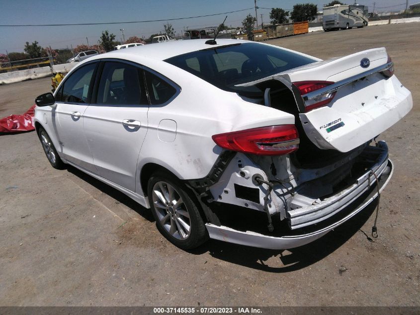 2017 FORD FUSION ENERGI SE - 3FA6P0PU1HR275327